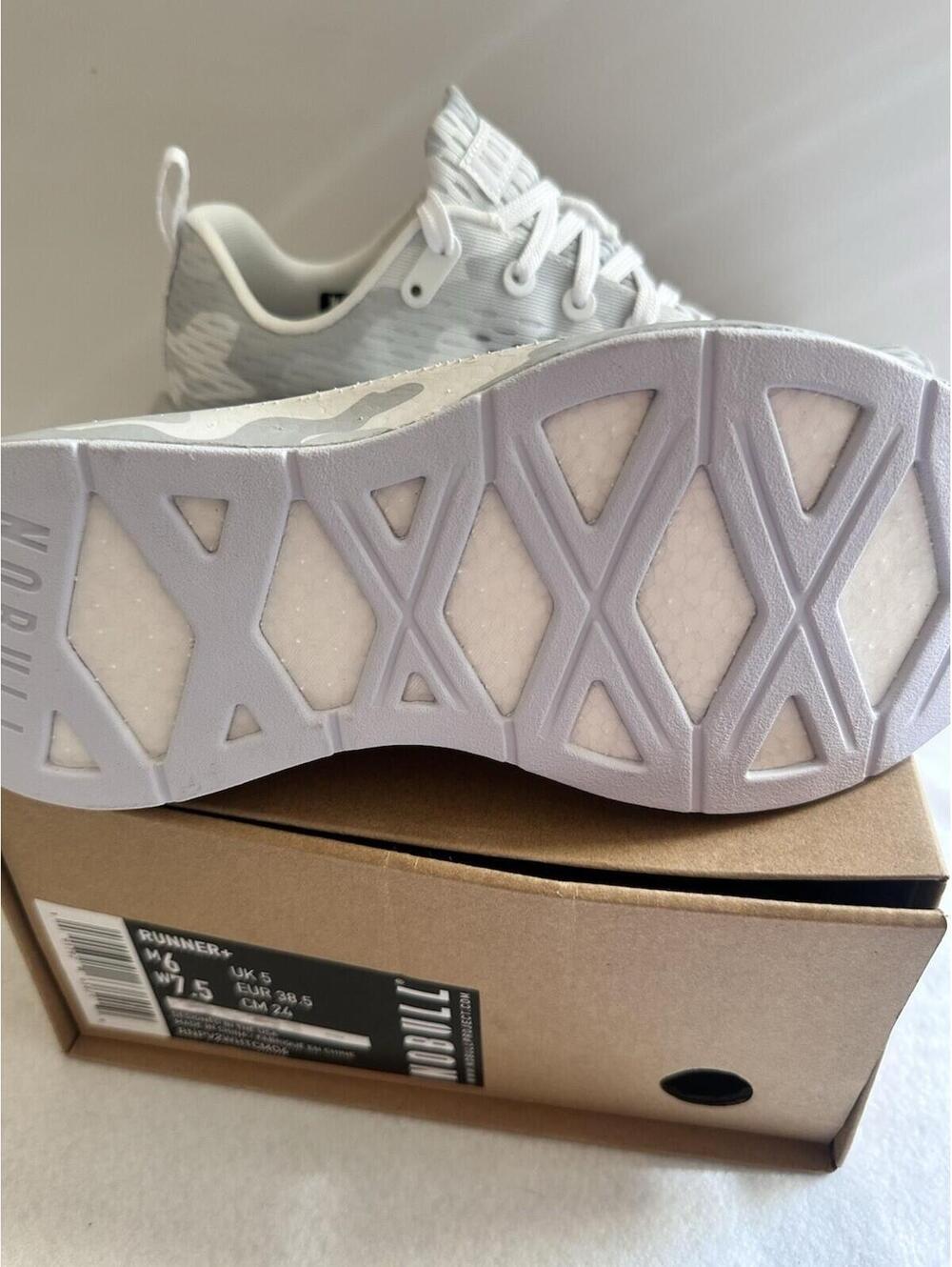 NEW NOBULL Runner + - Men 6 Women 7.5 Athletic Running Shoe Graphic/White/Camo - Picture 7 of 8